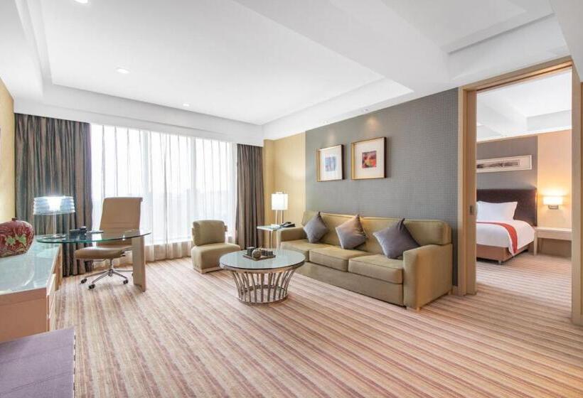 סוויטה אקזקיוטיב, Qingdao Parkview Holiday