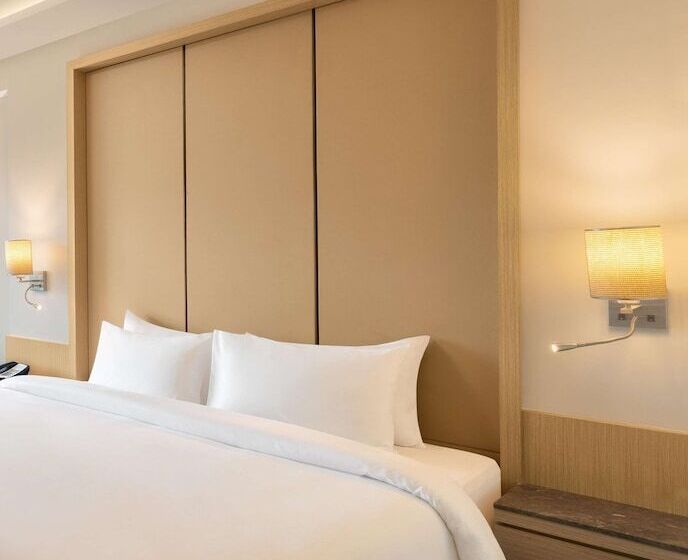 スーペリアールーム, Radisson Mumbai Goregaon