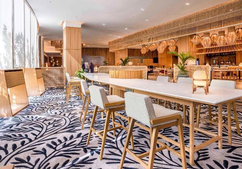 اتاق پرمیوم, Novotel Hyderabad Airport