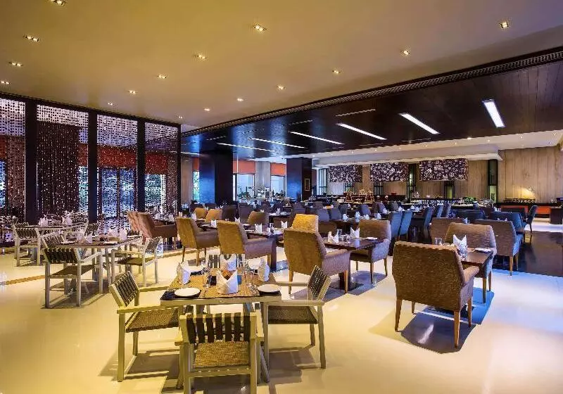 プレミアムルーム, Novotel Hyderabad Airport