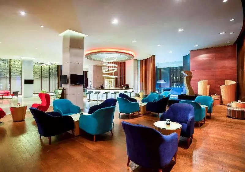 プレミアムルーム, Novotel Hyderabad Airport