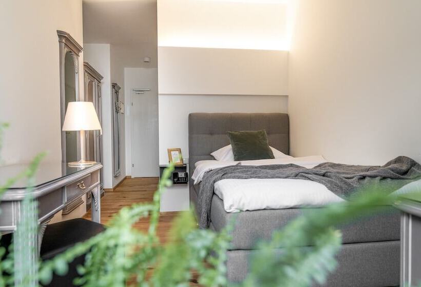 Номер Стандарт Индивидуальный, Stadthotel Styria