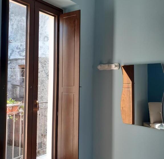 חדר דלוקס עם מרפסת, B&b Borgo Revelia