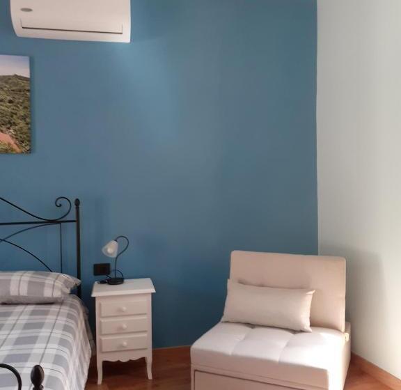 חדר דלוקס עם מרפסת, B&b Borgo Revelia