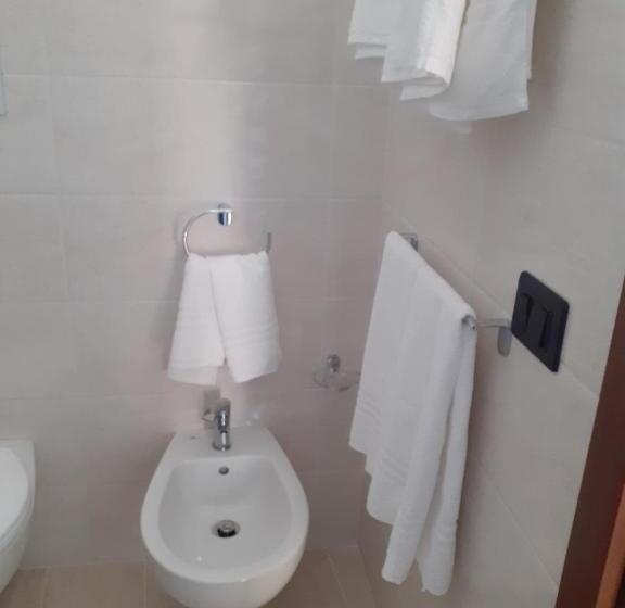 חדר דלוקס עם מרפסת, B&b Borgo Revelia