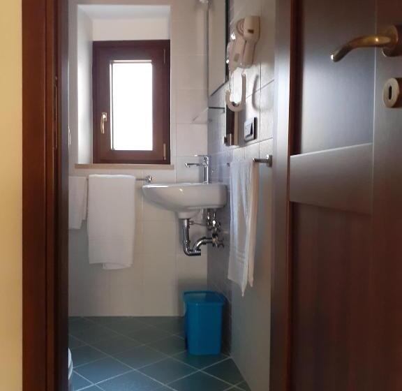 Standard room with outdoor bath, B&b Borgo Revelia