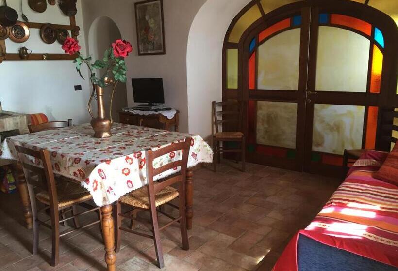 شقة غرفتين, Agriturismo Casallario