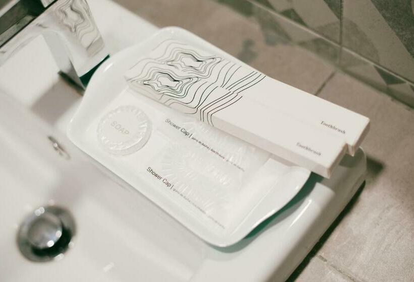 디럭스 룸 킹사이즈 침대, Chill Suites Langkawi