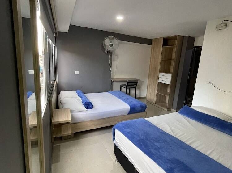 豪华房间, Medellin Central