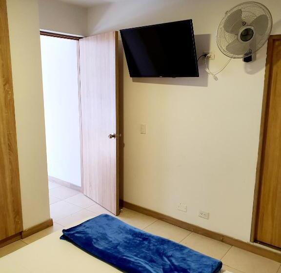 豪华房间, Medellin Central