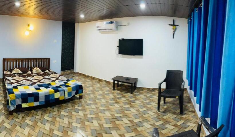 Quarto Estandar com Terraço, Blue Waves Guest House