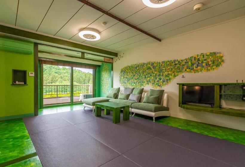 סוויטה, Mashikokan Satoyama Resort