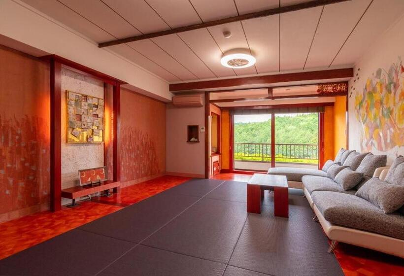 סוויטה, Mashikokan Satoyama Resort