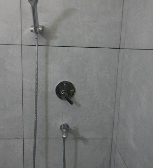 キングサイズベッドのスタンダードルーム, Vividearth Resorts Bandipur