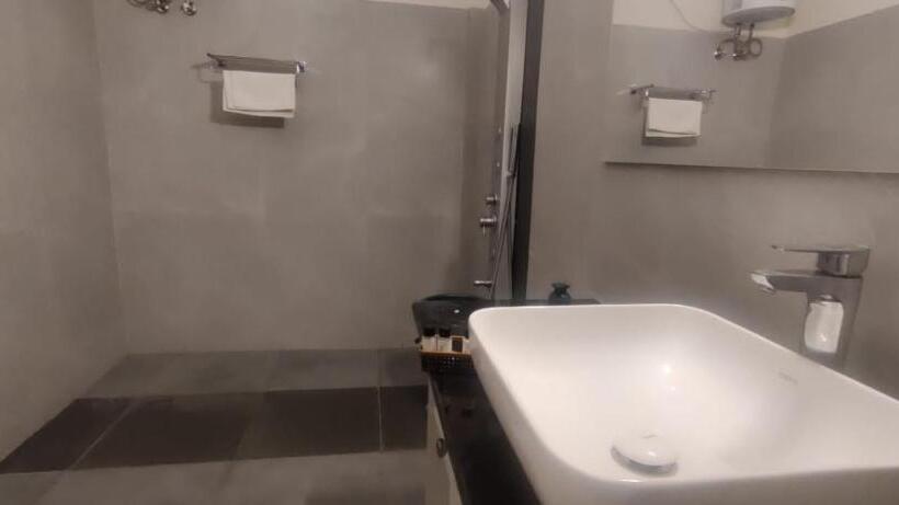 Люкс Вид на Горы, Vividearth Resorts Bandipur