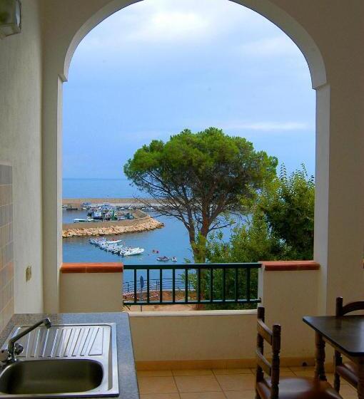 آپارتمان 2 خوابه با چشمانداز دریا, Acacia Appartamenti