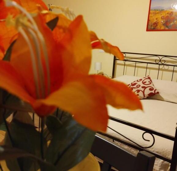 غرفة قياسية ثلاثية مزودة بشرفة, Al Quadrato D Oro Rooms