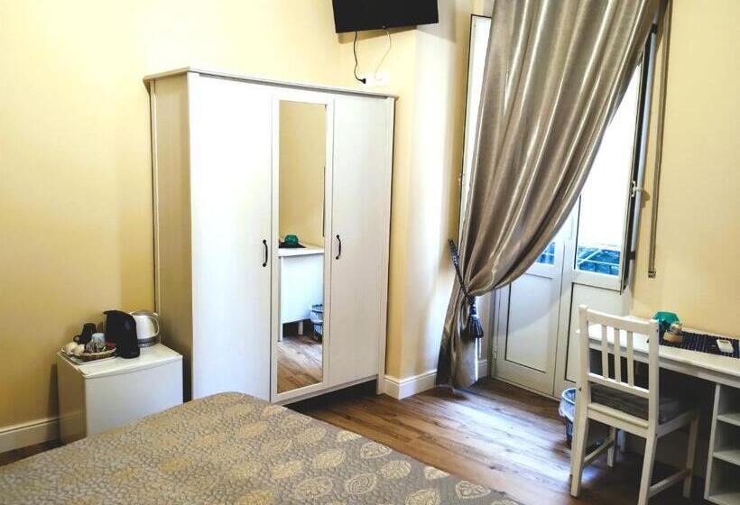 غرفة قياسية مزوَّدة بشُرفة, Al Quadrato D Oro Rooms
