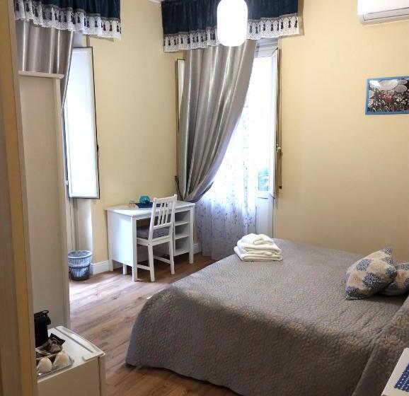 غرفة قياسية مزوَّدة بشُرفة, Al Quadrato D Oro Rooms