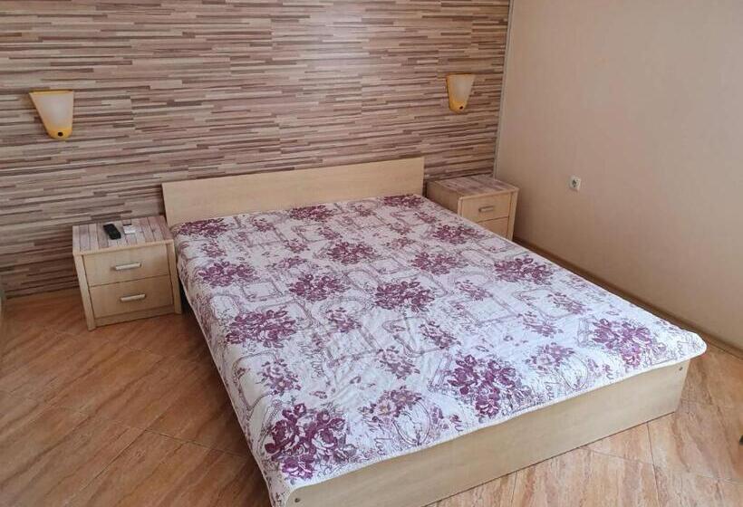 标准间带阳台, виктория созопол