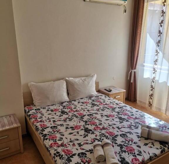 标准间带阳台, виктория созопол