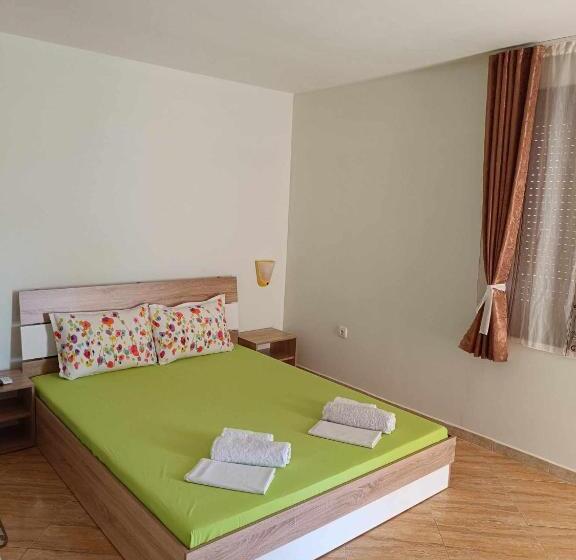 标准间带阳台, виктория созопол