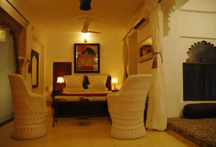 デラックスルーム, Bundi Haveli