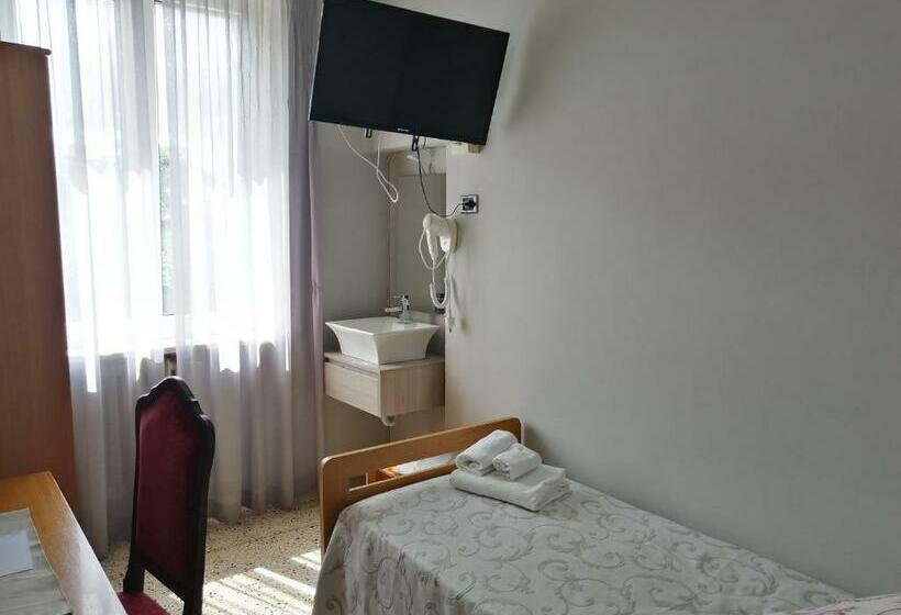 スタンダードシングルルーム, La Locanda Di Bivigliano