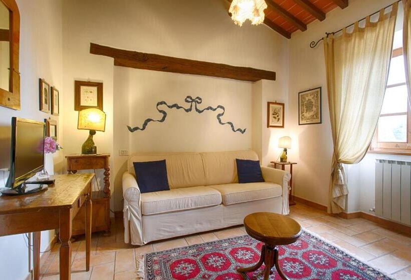 침실 1개 테라스 아파트, La Renaia