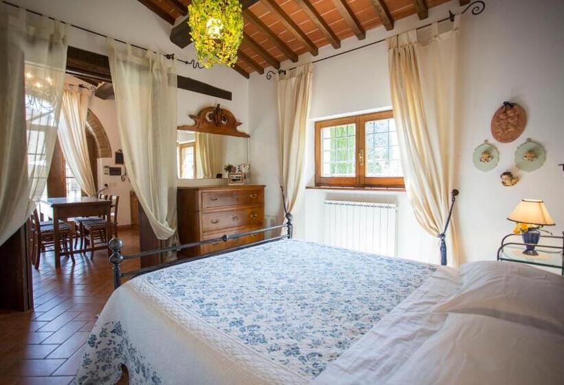 침실 2개 아파트, La Renaia