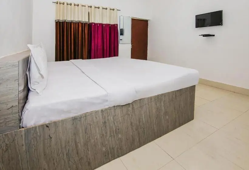 Classic Kolmen Hengen Huone, Spot On 36622 Hotel All Orchha View