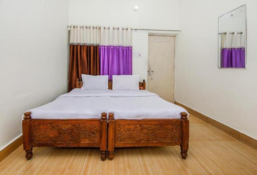 חדר קלאסי לשלושה, Spot On 36622 Hotel All Orchha View