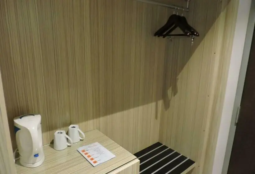 キングサイズベッドのデラックスルーム, The Blanket Hotel Seberang Jaya