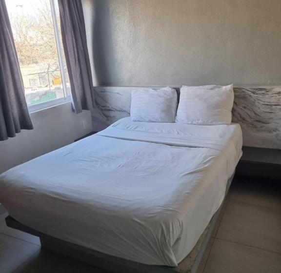 غرفة قياسية, Victoria