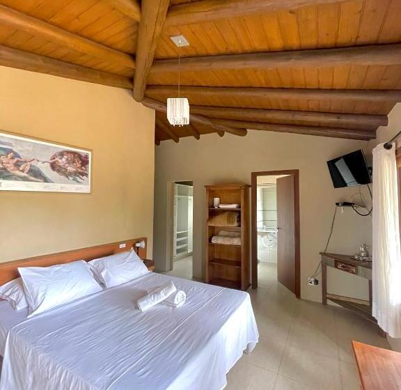 סוויטה עם ג'קוזי, Pousada Da Praia