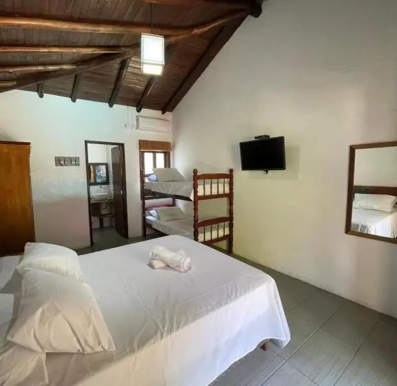 スタンダード４人部屋, Pousada Da Praia