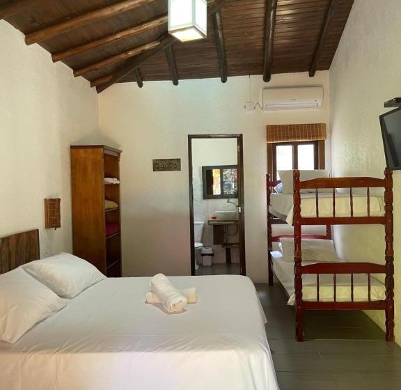 חדר סטנדרט לארבעה, Pousada Da Praia