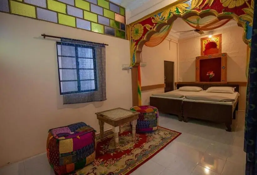 Economy-huone, Sadar Haveli Heritage