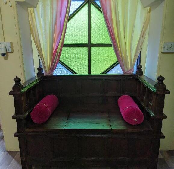 اتاق خانوادگی, Sadar Haveli Heritage