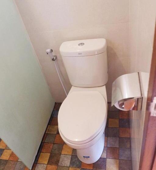 חדר סטנדרט, The Kayuri