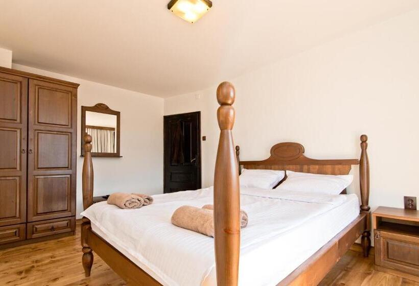 2ベッドルームアパートメント, The Lion's Residence