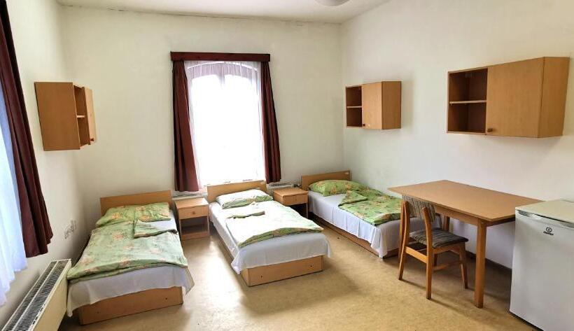 Standard 5-Personen Zimmer, Sio Hostel