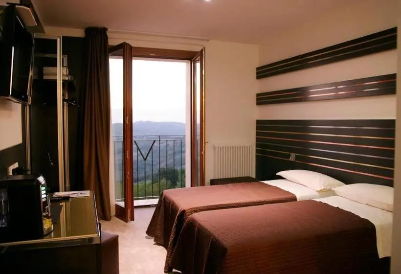 スーペリアールーム, Albergo Diffuso   Il Poggetto Tra Urbino & San Marino