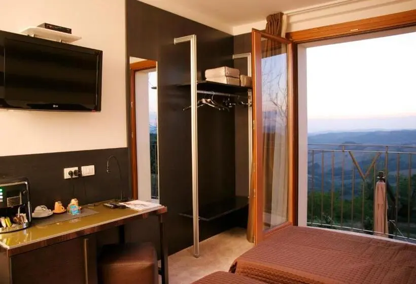 スーペリアールーム, Albergo Diffuso   Il Poggetto Tra Urbino & San Marino