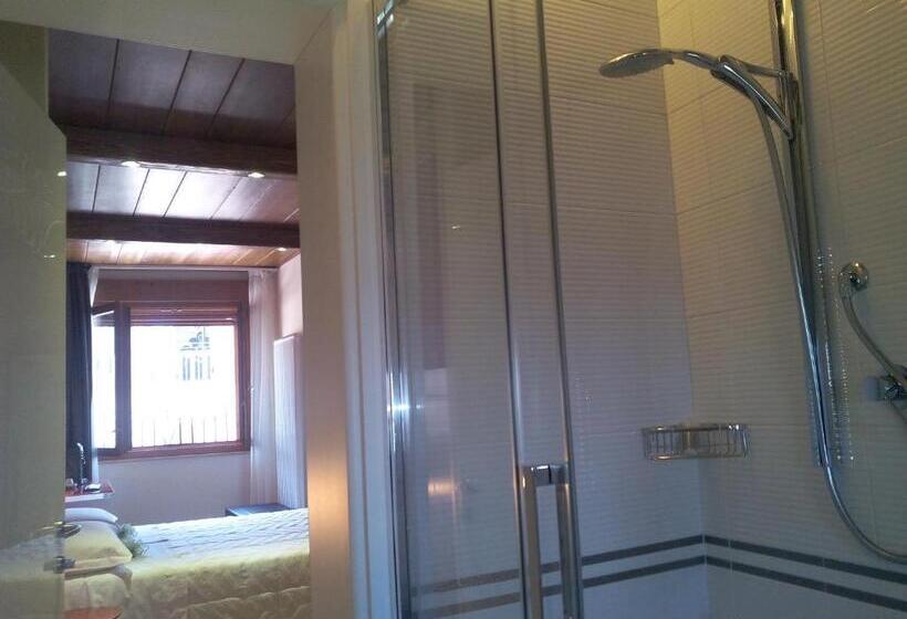 スーペリアールーム, Albergo Diffuso   Il Poggetto Tra Urbino & San Marino