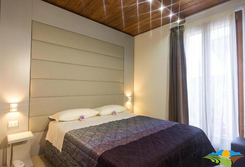 Трехместный Номер Superior, Albergo Diffuso   Il Poggetto Tra Urbino & San Marino