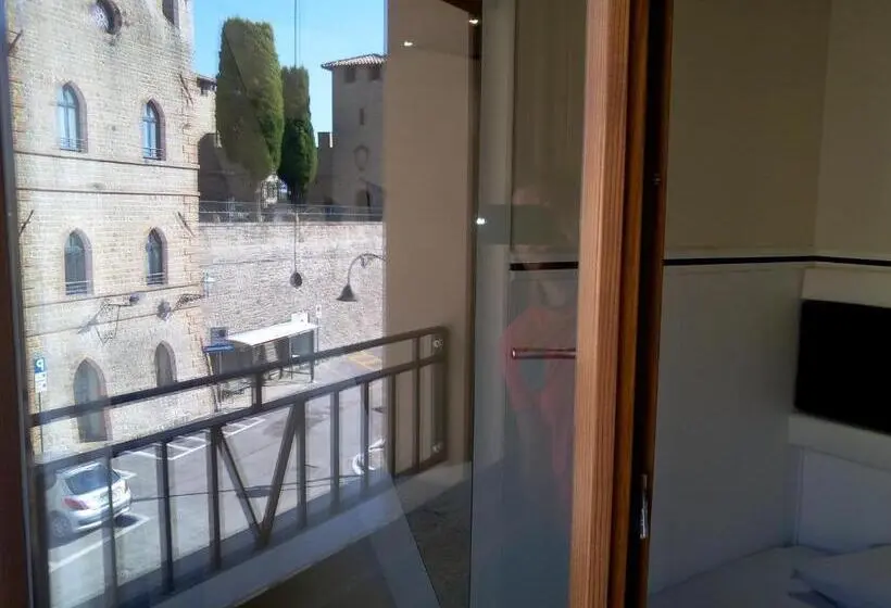 スタンダードシングルルーム, Albergo Diffuso   Il Poggetto Tra Urbino & San Marino
