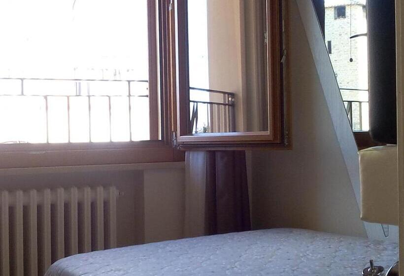 スタンダードシングルルーム, Albergo Diffuso   Il Poggetto Tra Urbino & San Marino