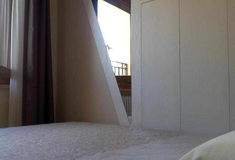 スタンダードシングルルーム, Albergo Diffuso   Il Poggetto Tra Urbino & San Marino