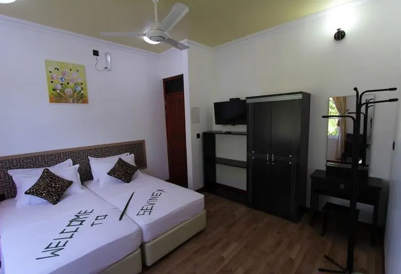 اتاق لوکس, Sevinex Inn